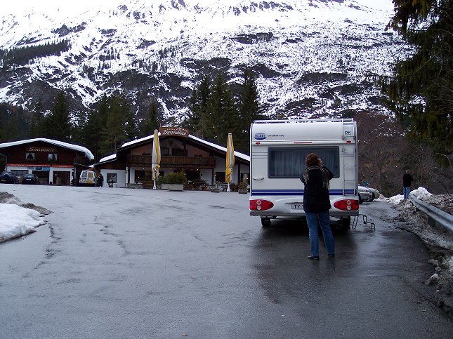 Ved Restaurant Zugspitzblick. Gad vide hvad Kirsten fotograferer? 