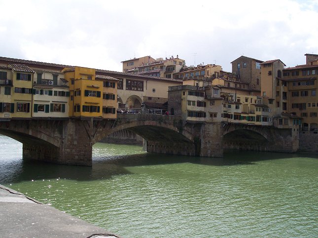 Broen 'Ponte Vecchio' i Firenze.