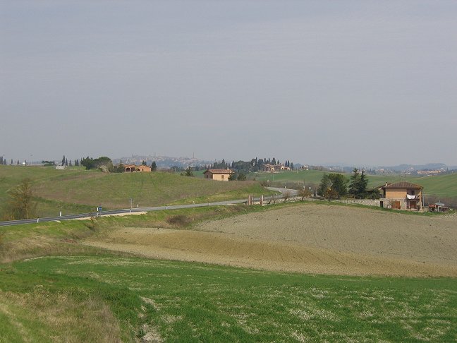 Det toscanske landskab set p vej til Siena.