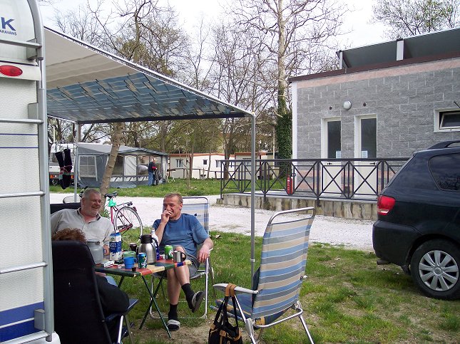 'Camping Torre Pendente', Pisa. 